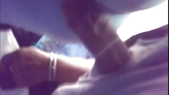 ตำรวจเงี่ยน วีดีโอ หนัง โป่ fucks เจี๊ยบวินเทจดีในสวนสาธารณะ